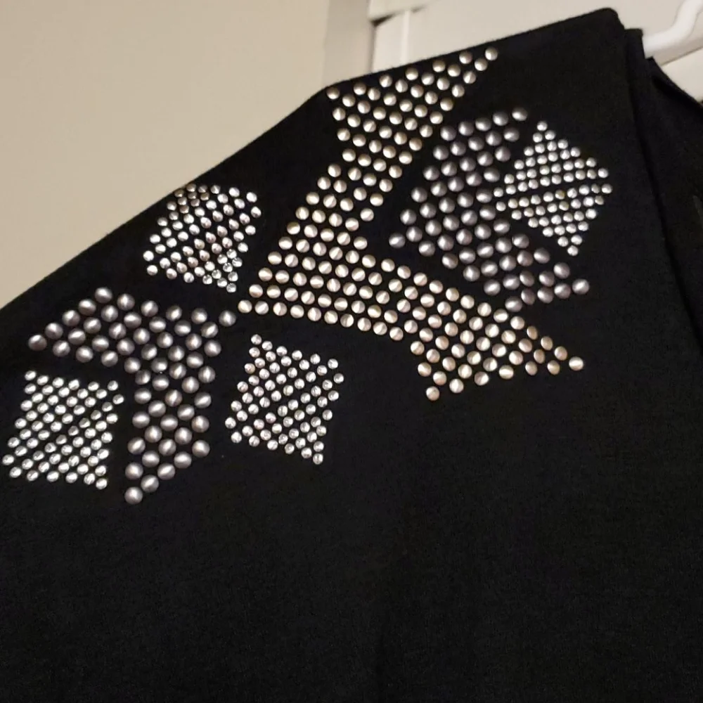 Express OneEleven Dolman Chill Studded Tee - Picture 3 of 5